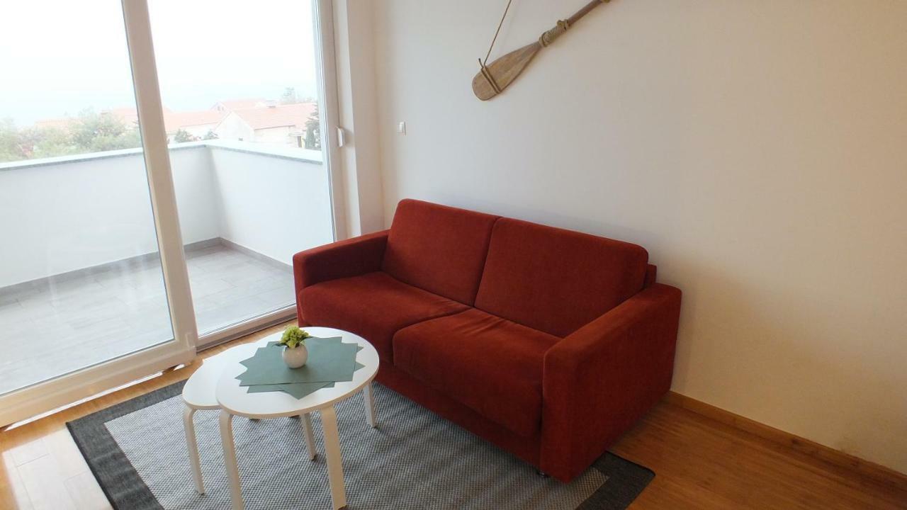 Apartment Paulina Novalja Exterior photo